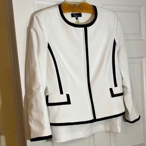 Elegant White and Black Women's Skirt Set